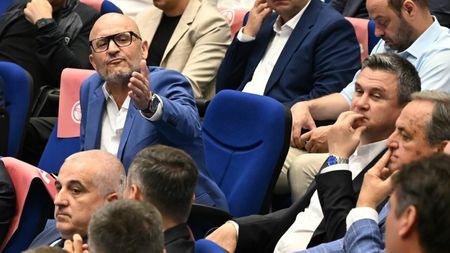 Adrian Mititelu a publicat documentele cu care vrea să-l doboare definitiv pe Răzvan Burleanu: „Dovada că FRF a recunoscut că funcționează ilegal”