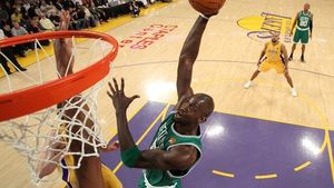 Garnett la cota 25,000!** Celtics a spulberat-o pe Lakers într-un meci special pentru "legenda" KG5!