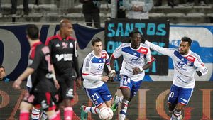 ''Șahtior ne-a făcut o propunere frumoasă, am putea ajunge la un acord" Lucescu vrea să transfere un atacant de la Ol. Lyon