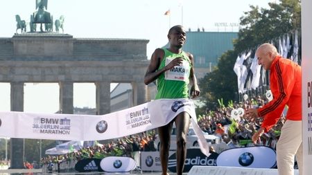 Cursa care l-a doborât pe "uriașul" Gebreselassie** a dat lumii un nou record mondial la maraton!