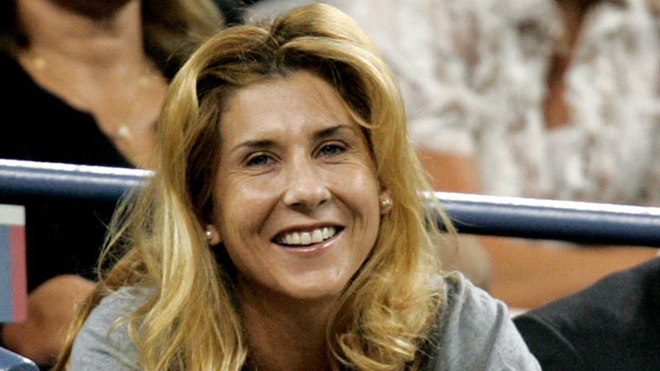 Fosta mare tenismenă Monica Seles scrie cărți despre adolescenți