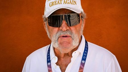 Vizita lui Ion Țiriac n-a fost întâmplătoare. Arena în care s-au pompat 4.000.000 de euro a fost terminată într-un an și arată ca o „bijuterie” de lux