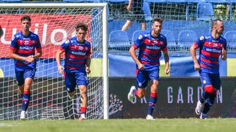 FC Bihor vrea a doua victorie la rând și șansele să o obțină sunt mari! Merge pe terenul ultimei clasate, CSC Dumbrăvița. ”Vom face un joc bun și că vom câștiga”