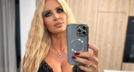 Andreea Bănică, în costum de baie la 46 de ani: Nu am intervenții chirurgicale! Cum reușește să arate atât de bine
