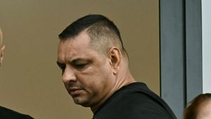 Ionel Ganea, prima apariție publică după drama suferită! A plecat la pauza finalei în care echipa orașului în care e stabilit a fost umilită