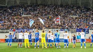 Deținătoarea Cupei întâlnește în 16-imi surpriza Ligii a 2-a. Mangia: "Nu simțim presiune, ci este o onoare să ne apărăm trofeul". De ce nu-l vede italianul pe Pigliacelli în Serie A și ce spune Donkor înaintea jocului cu Snagovul



