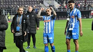 Alex Mitriță l-a înțepat pe Costel Gâlcă, după golul victoriei din Rapid - Universitatea Craiova. Nu i-a rostit numele: „Nu vreau să jignesc pe cine a fost înainte, dar se vede mâna lui Mister”