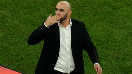 Walid Regragui, în culmea fericirii după ce Maroc s-a calificat în semifinalele Campionatului Mondial: „Suntem ca Rocky Balboa”