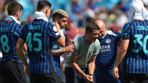 Cristi Chivu vrea să dea lovitura la Inter Milano cu transferul unui internațional englez