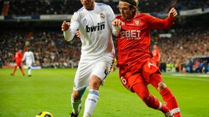 Dinamo „îl plimbă” pe Diego Capel prin Liga 1! Refuzat de Academica Clinceni, internaționalul spaniol a fost propus la alte două formații | EXCLUSIV