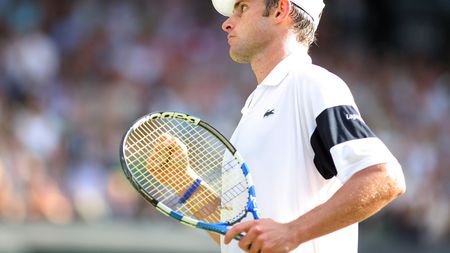 Federer - Roddick,** live pe Sport.ro, de la 16:00
