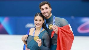 Au rupt tăcerea după ce au luat cel mai controversat aur la patinaj artistic la Jocurile Olimpice de la Milano: „Părea imposibil"