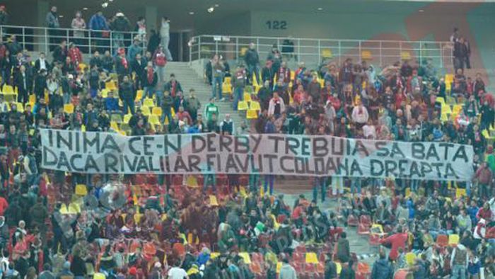 FOTO! Coregrafia INTERZISĂ‚ la Steaua - Dinamo, care ar fi trebuit să reducă la tăcere Național Arena!** Mesajele ACIDE ale "câinilor" pentru "rivalii fără coloană"