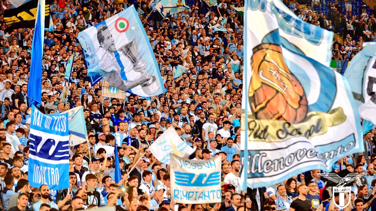 FOTO | Emoționant! Coregrafia afișată de fanii lui Lazio în 