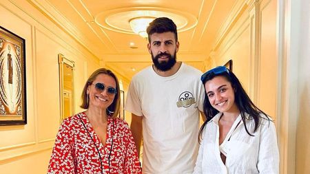 Andreea Esca și fiica sa, Alexia Eram, întâlnire neașteptată cu Gerard Pique. Gluma știristei de la Pro TV a trecut granițele Instagram-ului. Ce a putut să scrie la descriere | FOTO