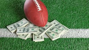 Povestea tânărului care a făcut 11.000.000 de dolari dintr-o afacere la care nimeni nu se aştepta. Într-o zi, însă, totul a fost falimentat dintr-un motiv ruşinos