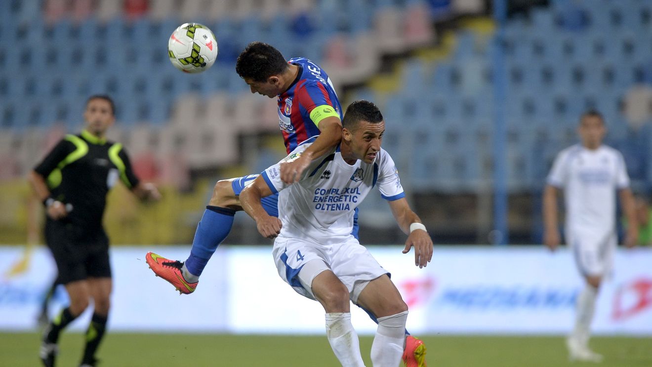 Istoria CUPEI LIGII. De la FCM Bacău - U Cluj pe stadionul Rocar și Bistrița - Bacău pe Cotroceni, la Steaua - Pandurii. Miercuri, ora 20:00
