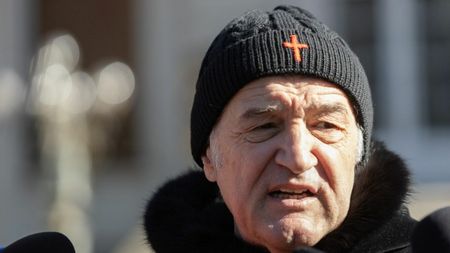 Gigi Becali a împărțit dreptatea în războiul Israel vs. Palestina: „Acolo apără Dumnezeu!”. Cum l-a cucerit tatăl Angelinei Jolie și cu cine a făcut bani mai mulți în afaceri | VIDEO EXCLUSIV ProSport LIVE