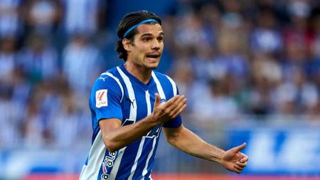 Ianis Hagi a atins mingea de 9 ori în 31 de minute și a primit nota 3 din partea jurnaliștilor, după Alaves - Real Madrid 0-1: „Depășit!”