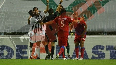 Becali sare la gâtul lui Hațegan:** "Sunt nervos pe tupeul lui!" Omul bănuit de Gigi că stă în spatele arbitrajului anti-Steaua de la Ploiești