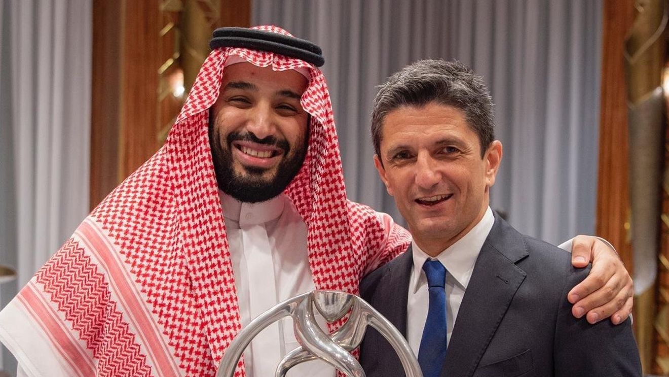 Lovitură pentru Răzvan Lucescu! Șeicii de la Al Hilal i-au redus salariul la jumătate. „Lumea trece printr-o situație complicată”