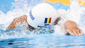Nimeni nu spintecă apa cu o viteză atât de mare ca David Popovici în a doua jumătate a probei de 100 de metri liber. Românul are primele 4 locuri în Top, apoi vine rusul Andrei Minakov