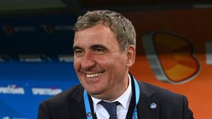 Îi dau 15,6 milioane de euro lui Gică Hagi! Cum dă lovitura antrenorul Farului dacă intră în grupele Ligii Campionilor