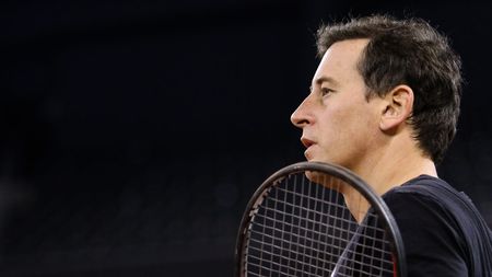 Andrei Pavel, singurul tenismen român care l-a învins pe Roger Federer, dezvăluiri după 20 de ani: „Nu stătea prea bine din punct de vedere mental! L-am lucrat la psihic”