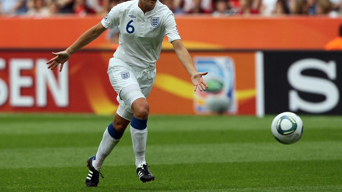 Casey Stoney, căpitanul naționalei feminine a Angliei, a anunțat că este lesbiană