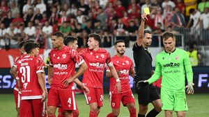 Transfer șoc de la Dinamo la Rapid?! Fotbalistul nu ar fi fost folosit tocmai pentru că în secret se pregătește marea trădare pentru o sumă ridicolă: 200.000 de euro!