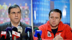 Reghecampf și-a reziliat contractul cu Steaua: "E cea mai bună alegere pentru mine și pentru familia mea"