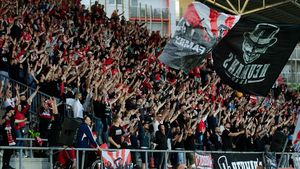 Fanii celor de la UTA, revoltați de atacul lui Daniel Stanciu la adresa lui Rareș Pop: „Să-și ceară public scuze!”