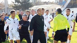 Clujenii lui "U" au sărit să bată arbitrul!