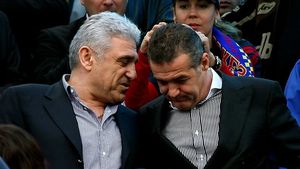 Gigi Becali, reacție explozivă în cazul transferului lui Dennis Man la Parma. Patronul FCSB face dezvăluirea momentului, după ce fotbalistul e obligat de judecători să-i plătească 350.000 de euro Anamariei Prodan: „Nu a avut hârtie cu Giovanni! El a făcut doar asta și eu am negociat cu americanul direct!” | EXCLUSIV