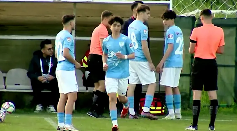 VIDEO | Moment istoric în fotbalul românesc. Frați gemeni au debutat în Liga 3 la 14 ani. Sunt copiii unui fost antrenor de la CSM Slatina și FCSB
