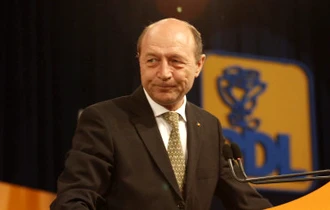 Greșeala comisă de Traian Băsescu! Viețile oamenilor erau în joc. „Au fost ameninţări că se va trage”