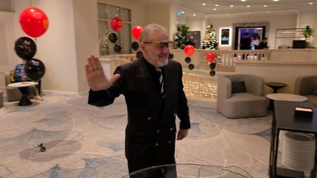 Un polonez l-a făcut pe Gigi Becali să-i plătească 150.000 de euro, apoi a plecat în Bahrain, India și Iordania. Ce a ajuns să facă acum
