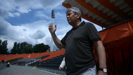 Manifest** anti-Lucescu