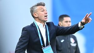 Dinamo, „lovită” de VAR și la Craiova! „Câinii” au egalat în Bănie, dar golul oaspeților n-a fost validat | VIDEO