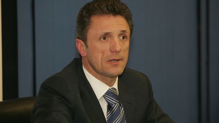 Popescu: "E posibil să mai candidez la FRF"