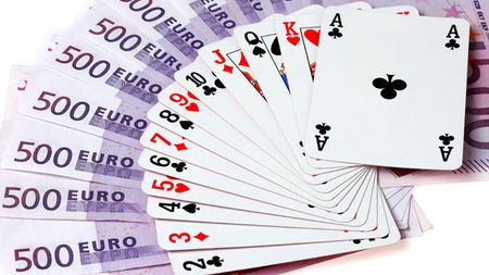 Un român a dat lovitura la un concurs de poker!** A câștigat 47.000 $