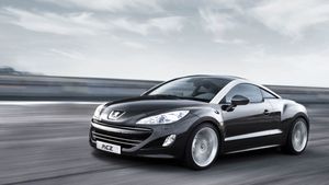FOTO Peugeot RCZ,** "Cea mai frumoasă mașină a anului 2009"