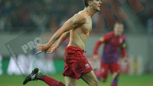 Dat afară de la Steaua, Nikolic poate juca în Ligă cu Rapid:** "Avem și nu prea atacanți! Mie îmi place ca fotbalist"