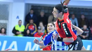 "U" Cluj a câștigat derby-ul suferinței cu Slatina și a luat o gură de oxigen în lupta pentru evitarea retrogradării. Alin Bondar: "Am avut o echipă fantastică". Situația la zi în subsolul Ligii Naționale