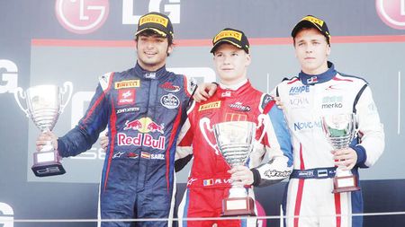 Promisiune pentru Formula 1! Robert Vișoiu a câștigat cursa secundă de la Hungaroring din cadrul GP3 Series
