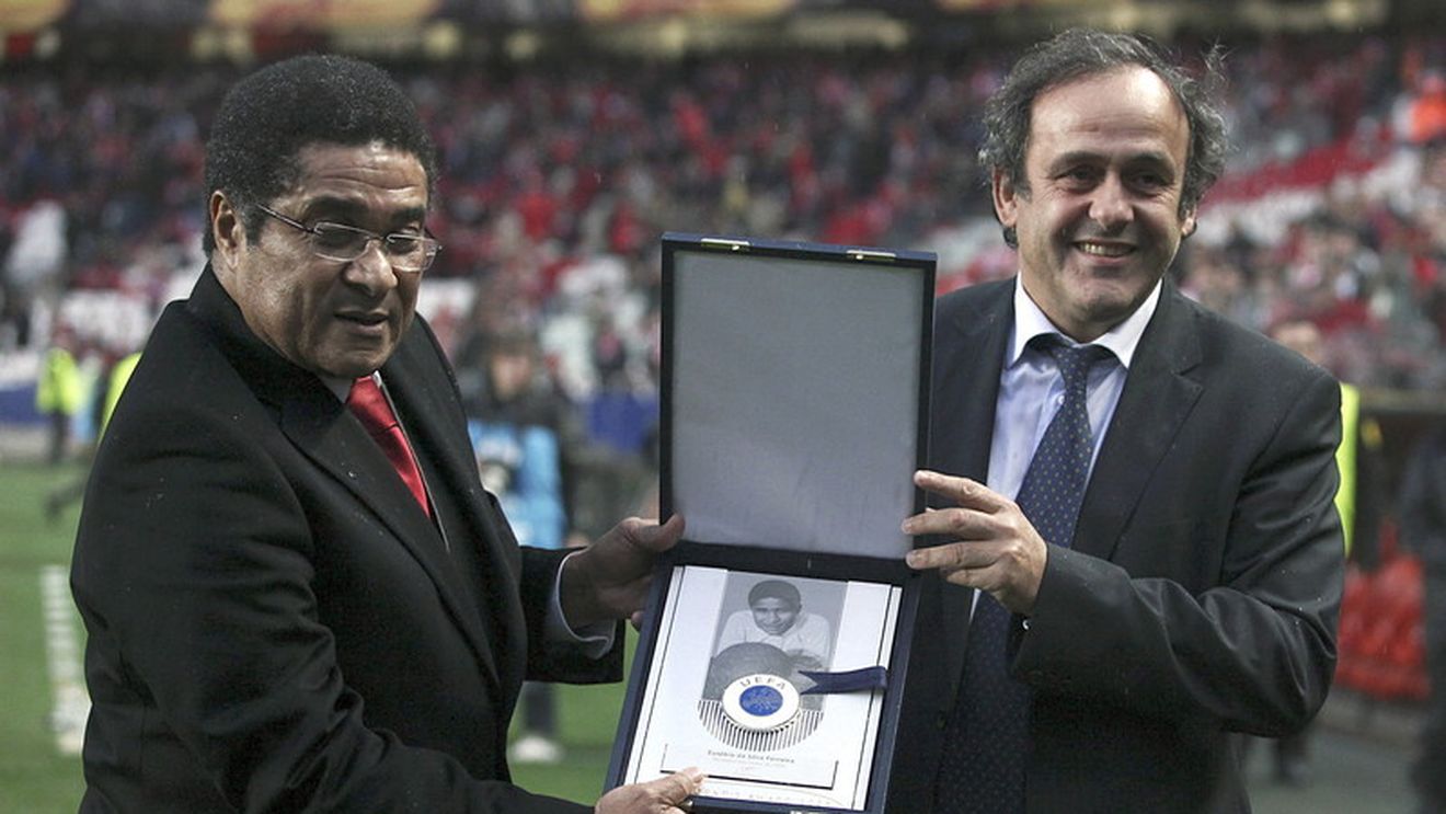 Blatter și Platini deplâng "pierderea unei legende" a fotbalului, Eusebio