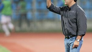 "N-am găsit bani să-l plătim pe Peseiro! Astăzi va fi prezent la antrenamentul echipei!"