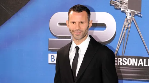 RECORD! Giggs l-a detronat** pe Sir Bobby Charlton în topul prezențelor din Premier League