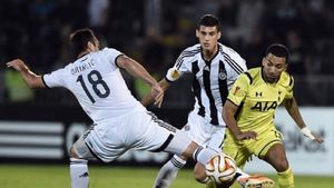 FOTO | Mesaj antisemit al fanilor sârbi la Partizan - Tottenham. UEFA a început o anchetă