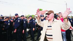 Un nou scandal din cauza drepturilor TV:** "Niște demenți la TVR!"